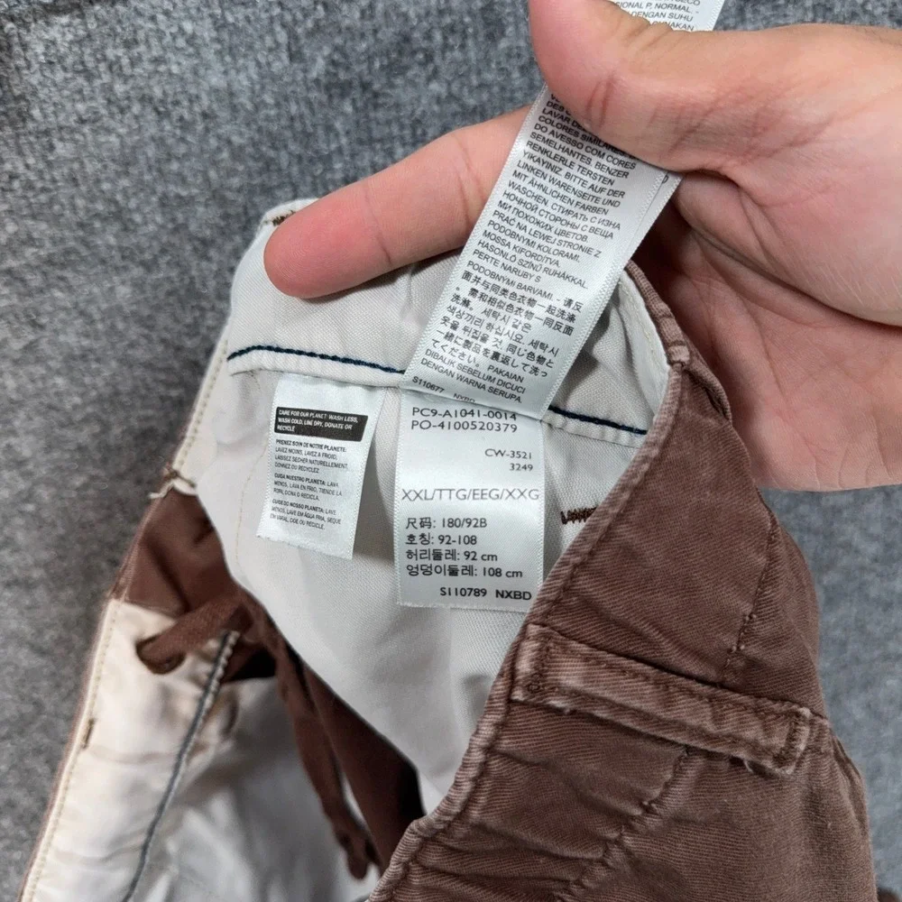 Levis XX Chino EZ Pants Mens XXL Brown Stretch Waist Tapered Casual Stretch